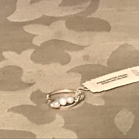 J. Jill Jewelry - NWT! J.JILL STERLING SILVER PEARL RING